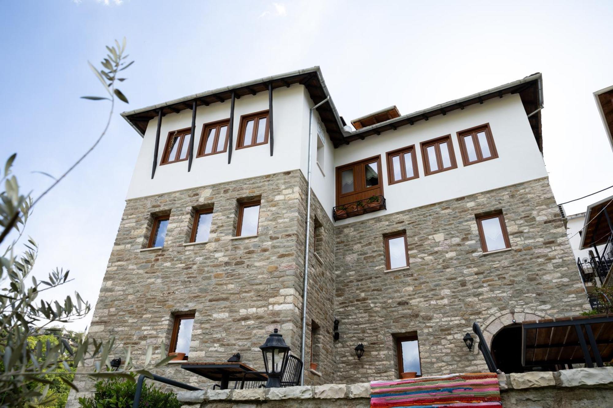 The Stone Sky Hotel Gjirokastër 外观 照片