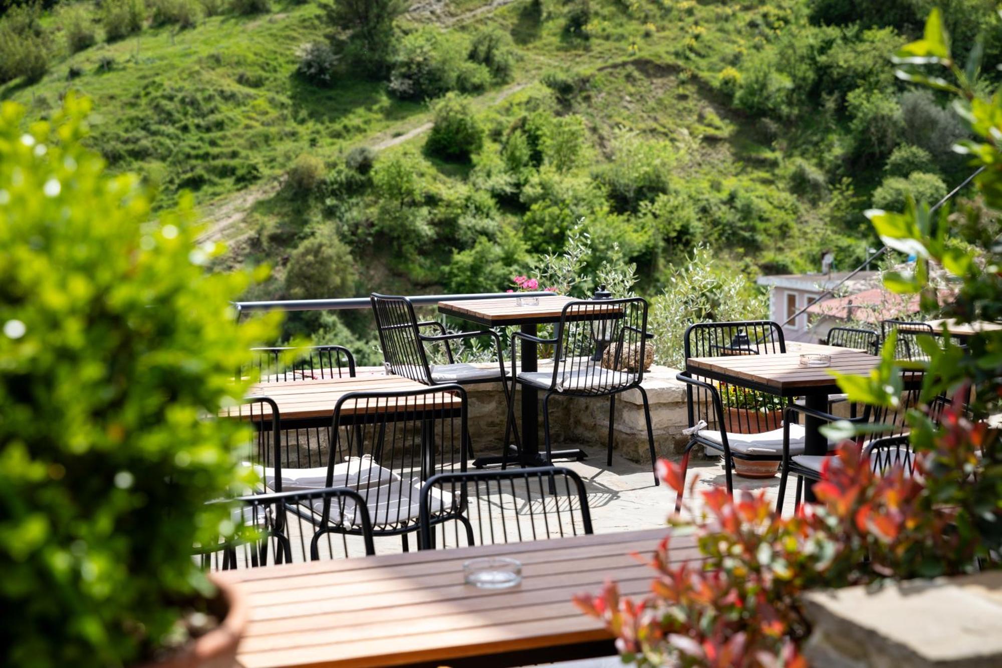 The Stone Sky Hotel Gjirokastër 外观 照片