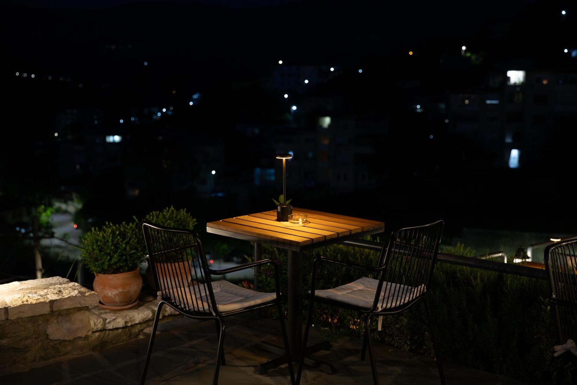 The Stone Sky Hotel Gjirokastër 外观 照片