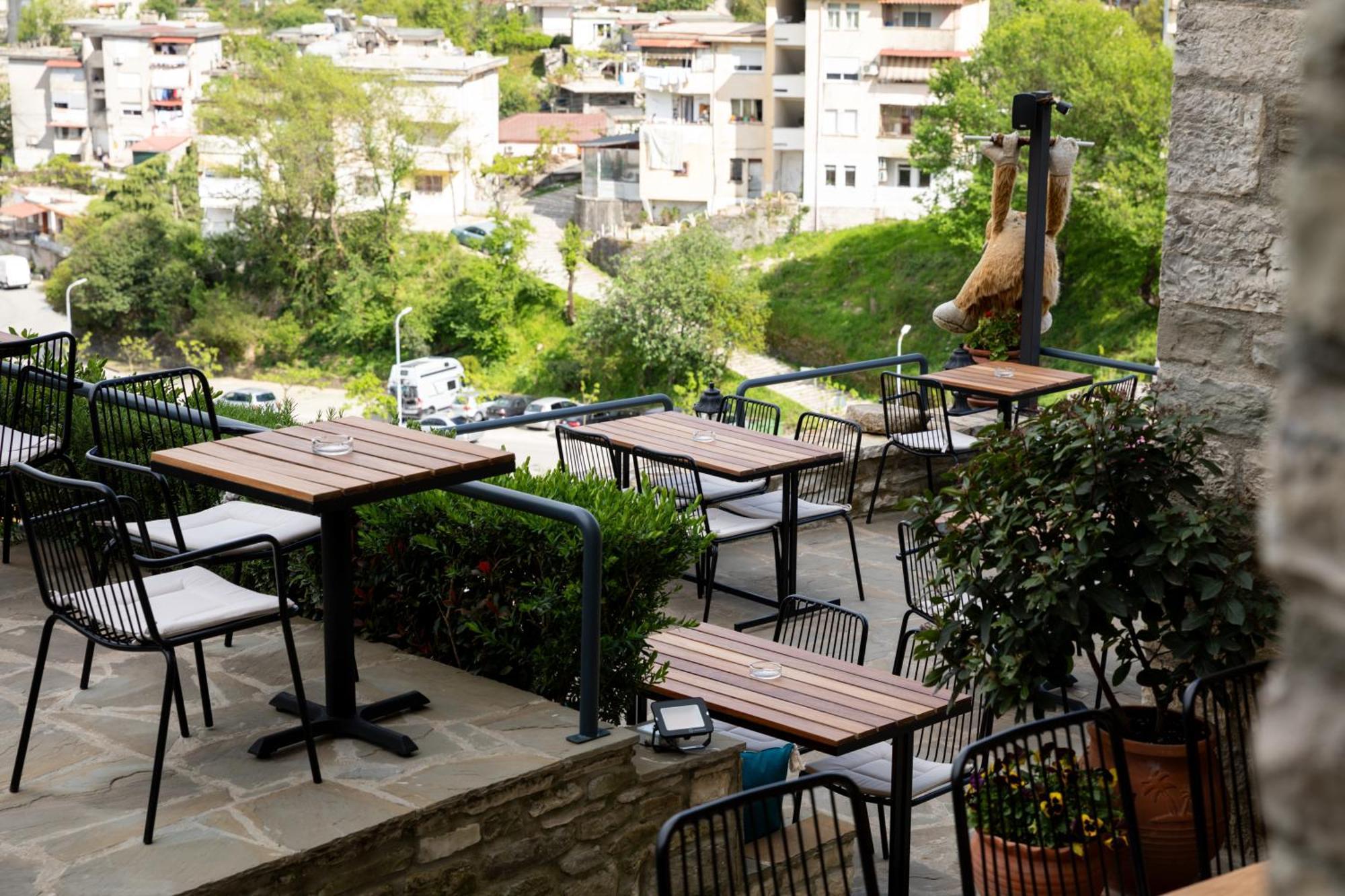 The Stone Sky Hotel Gjirokastër 外观 照片